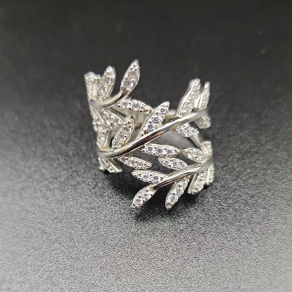 JTV Elegant Rhodium Over Sterling Silver Leaf‎ Design Ring Size 7